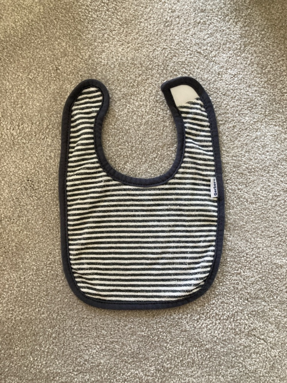 4/$10 - Gerber Gray & White Bib